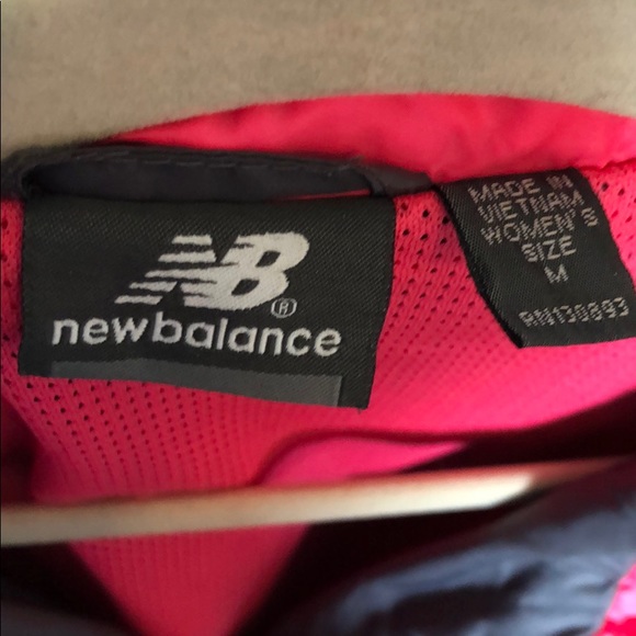 New Balance Jacket - Picture 3 of 6